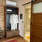 Utopia Luxury - Old Town Apartment Rhodes City