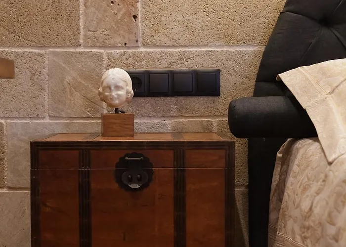 Utopia Luxury - Old Town