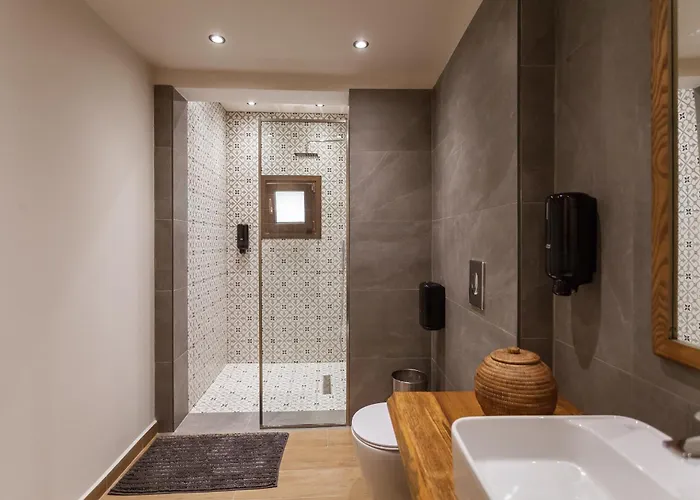 Utopia Luxury - Old Town