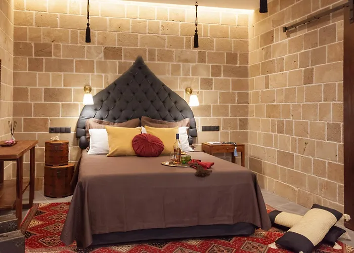 Utopia Luxury - Old Town *